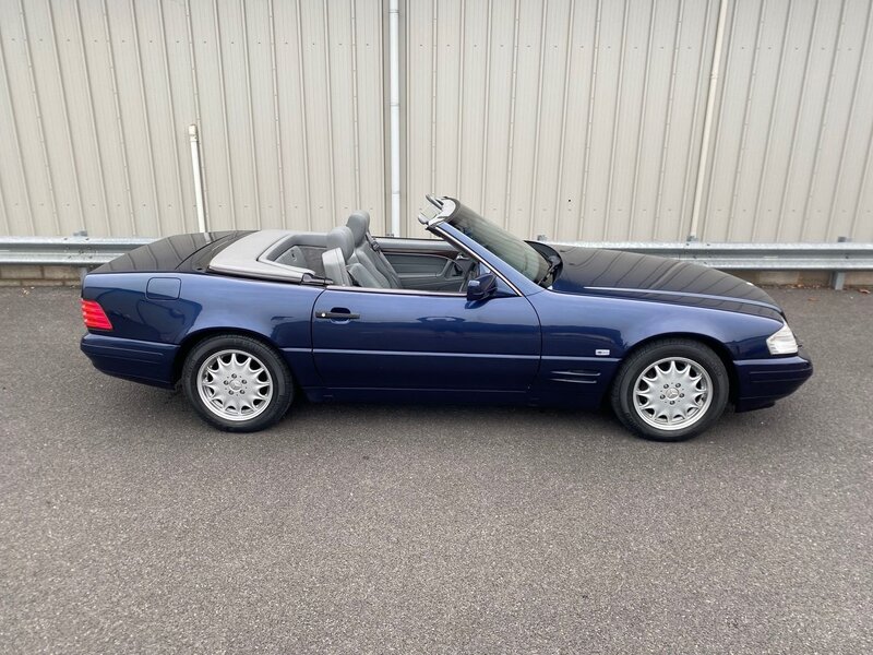 MERCEDES-BENZ SL
