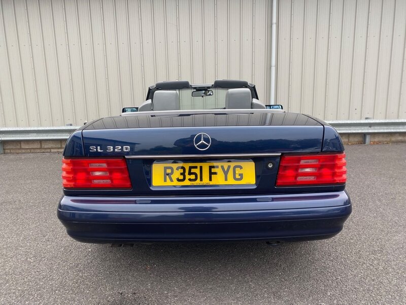MERCEDES-BENZ SL