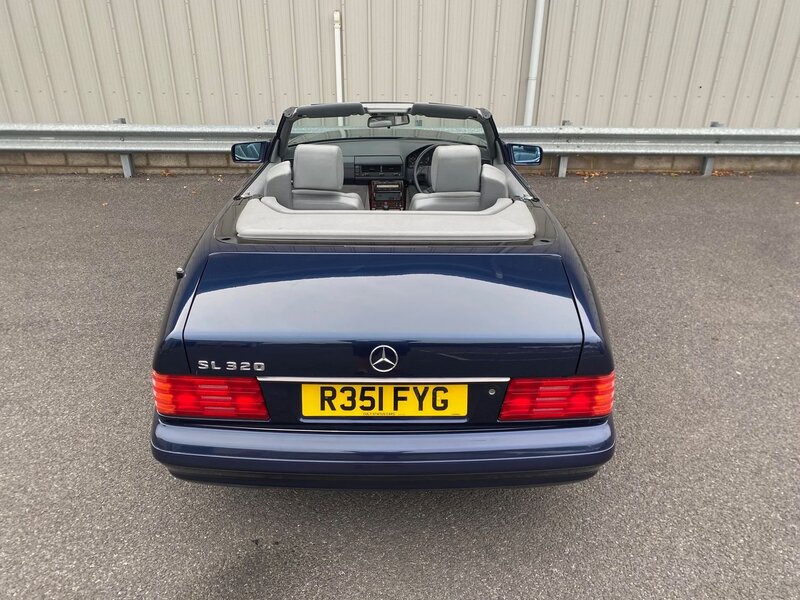 MERCEDES-BENZ SL