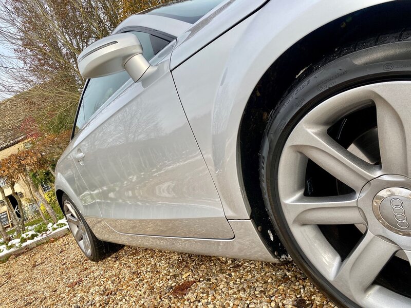 AUDI TT