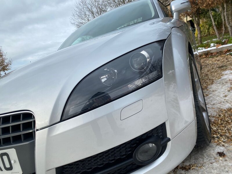 AUDI TT