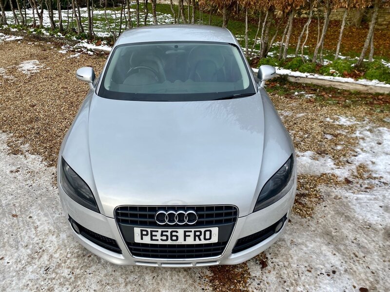 AUDI TT