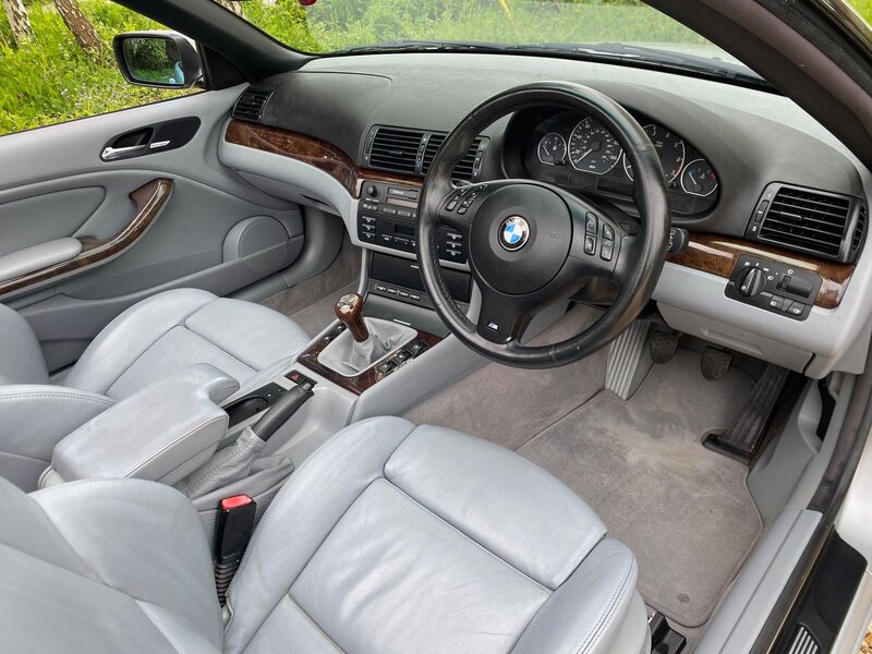 BMW 3 SERIES