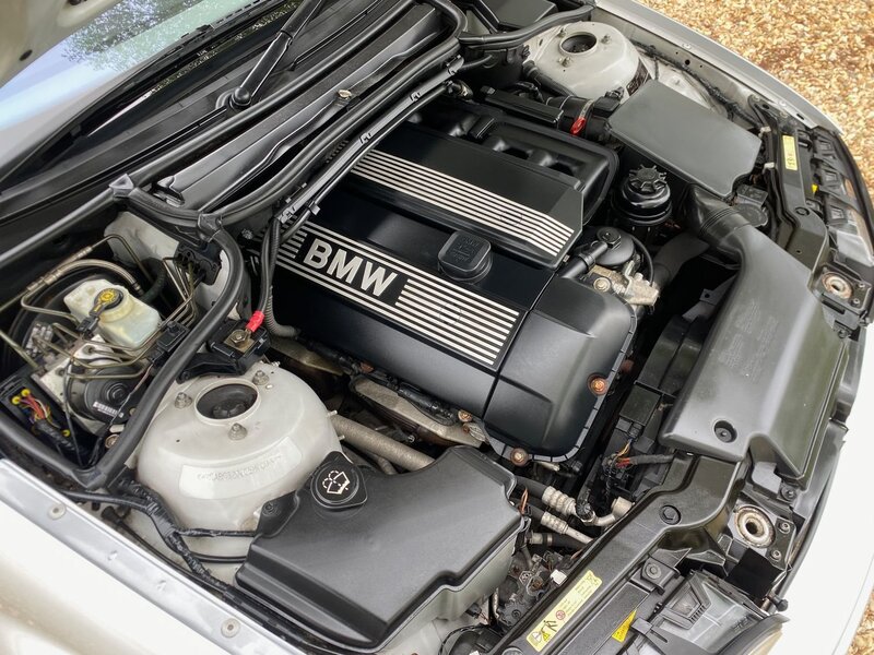 BMW 3 SERIES