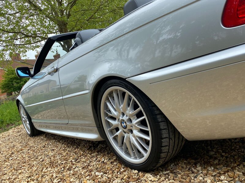 BMW 3 SERIES