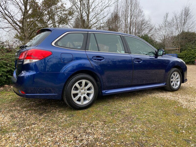 SUBARU LEGACY