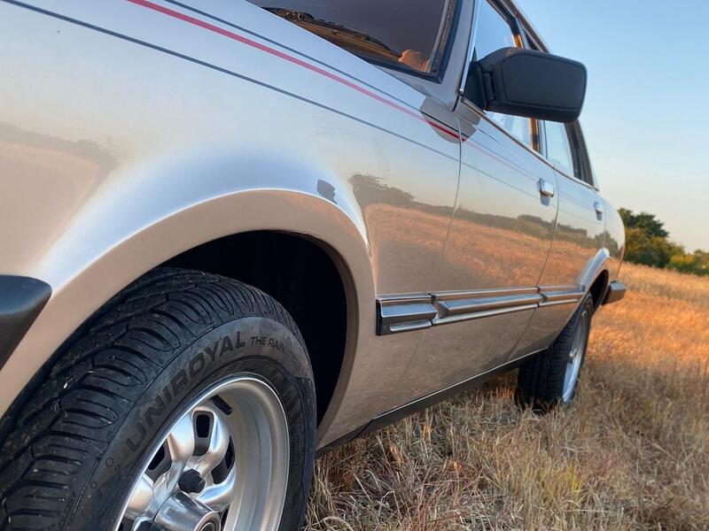 FORD CORTINA