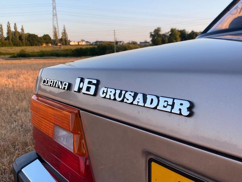 FORD CORTINA