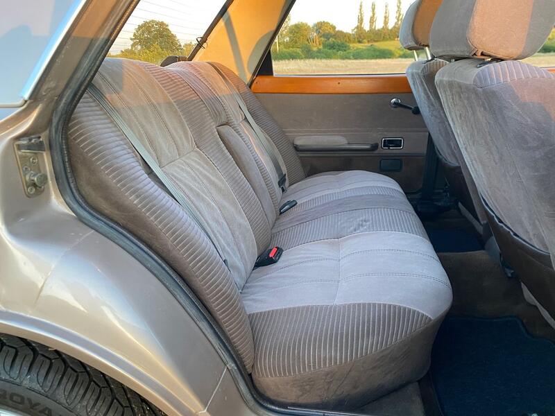 FORD CORTINA