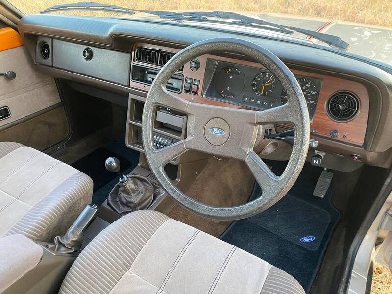FORD CORTINA