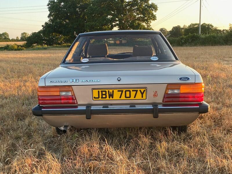 FORD CORTINA