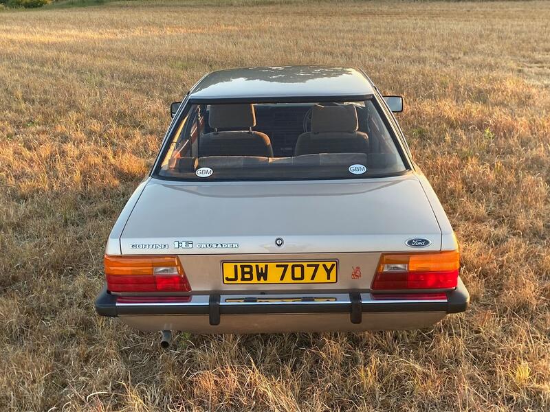 FORD CORTINA