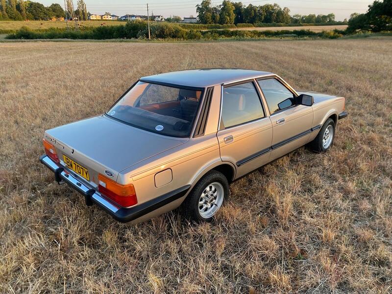 FORD CORTINA