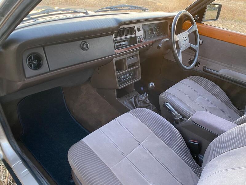 FORD CORTINA