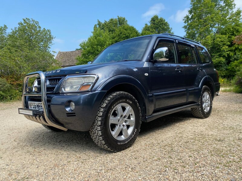 MITSUBISHI SHOGUN