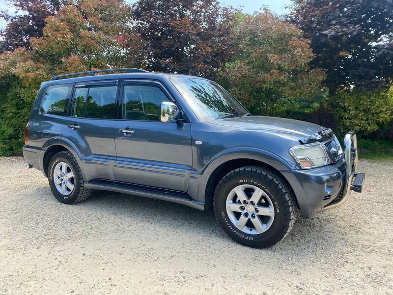 MITSUBISHI SHOGUN