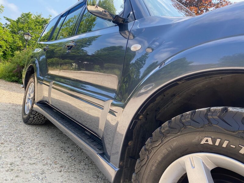 MITSUBISHI SHOGUN