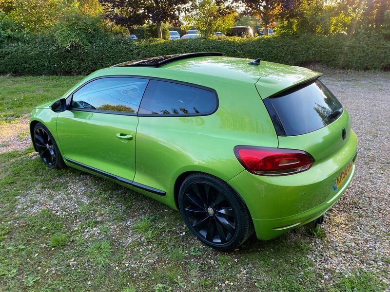 VOLKSWAGEN SCIROCCO