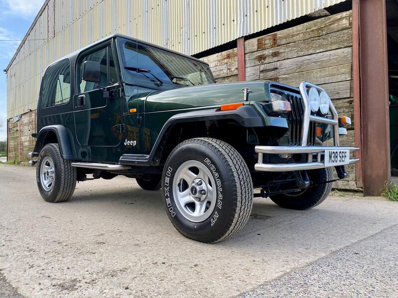 View JEEP WRANGLER YJ 4.0 MANUAL WITH HARD & SOFT TOPS 