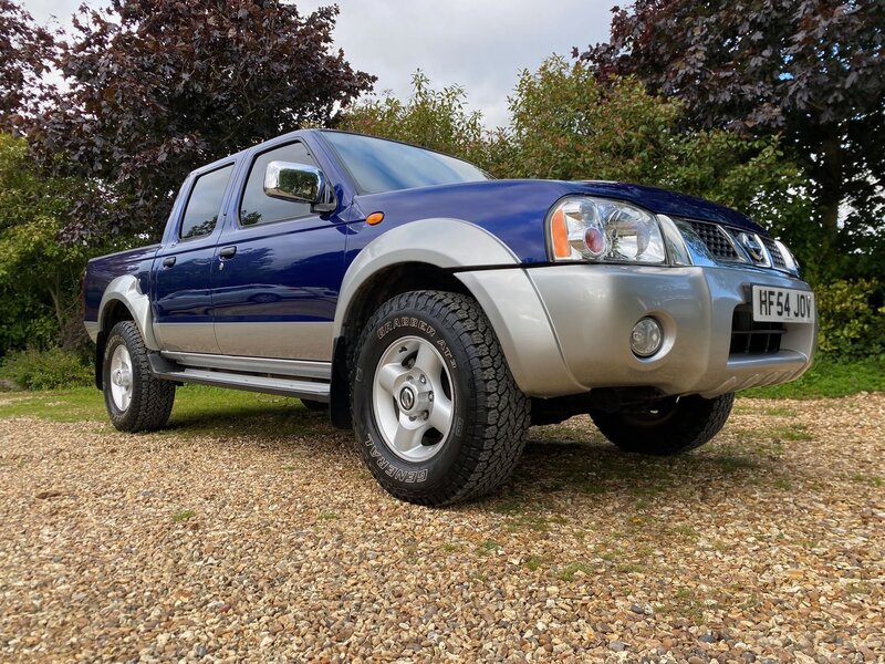 View NISSAN PICKUP NAVARA D22 4X4 DOUBLE CAB PICKUP