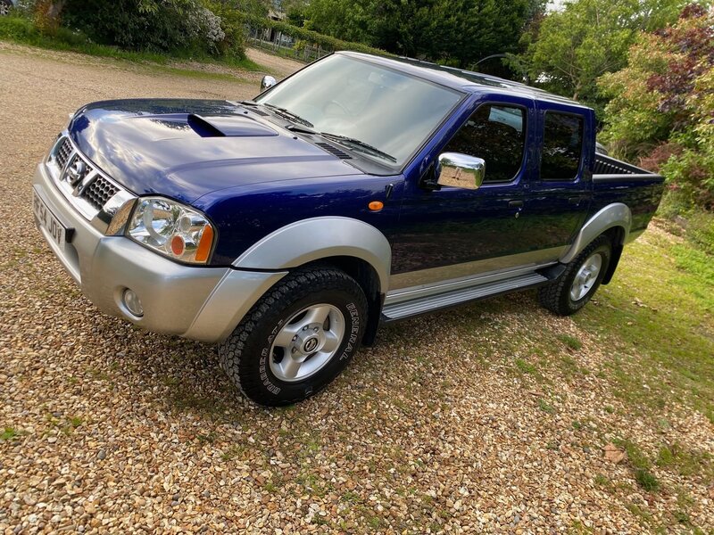 NISSAN PICKUP