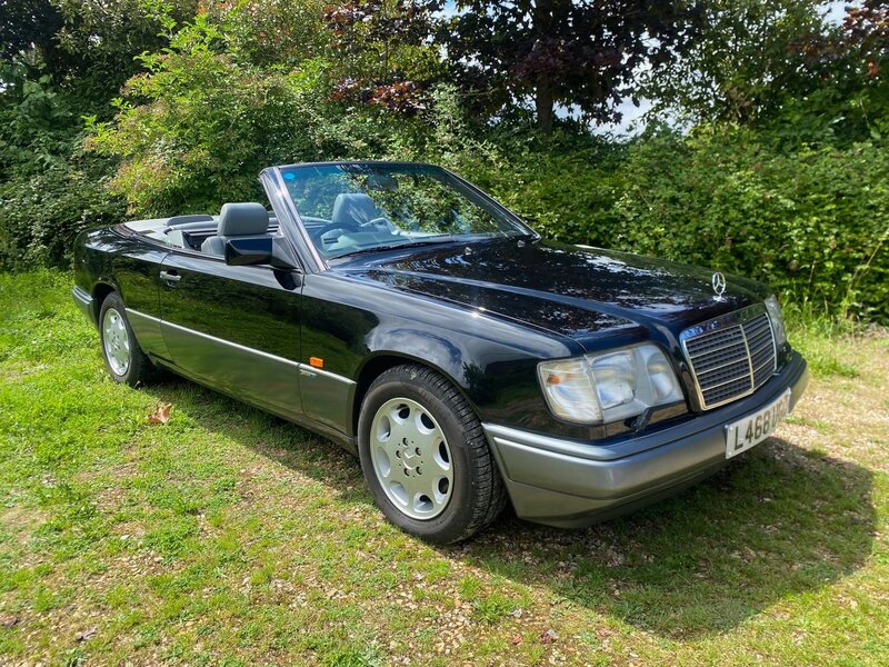 View MERCEDES-BENZ 320 CE E320 SPORTLINE CABRIOLET W124